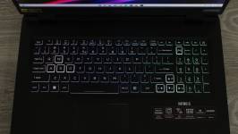 Acer Nitro 5 AN517-55-70D7_2