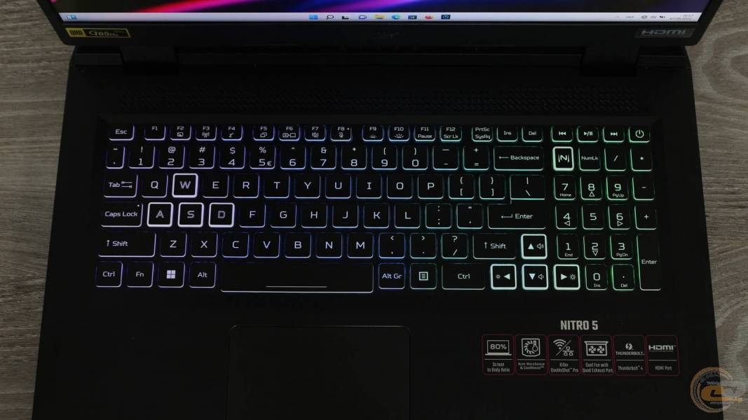 Acer Nitro 5 AN517-55-70D7_2