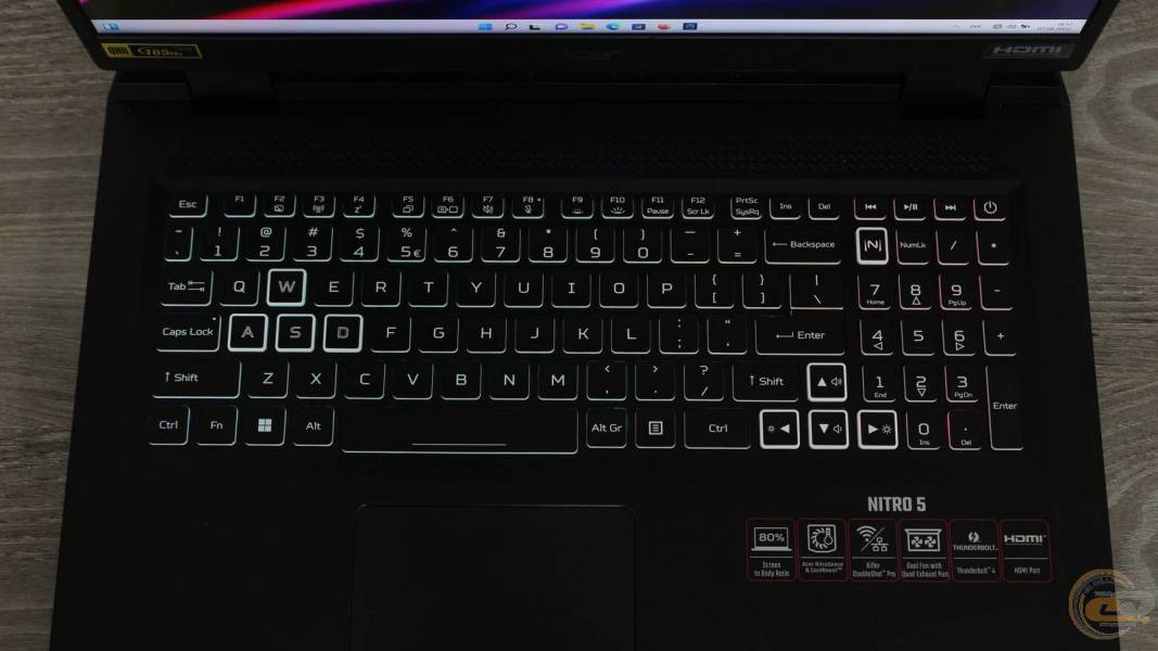 Acer Nitro 5 AN517-55-70D7_2