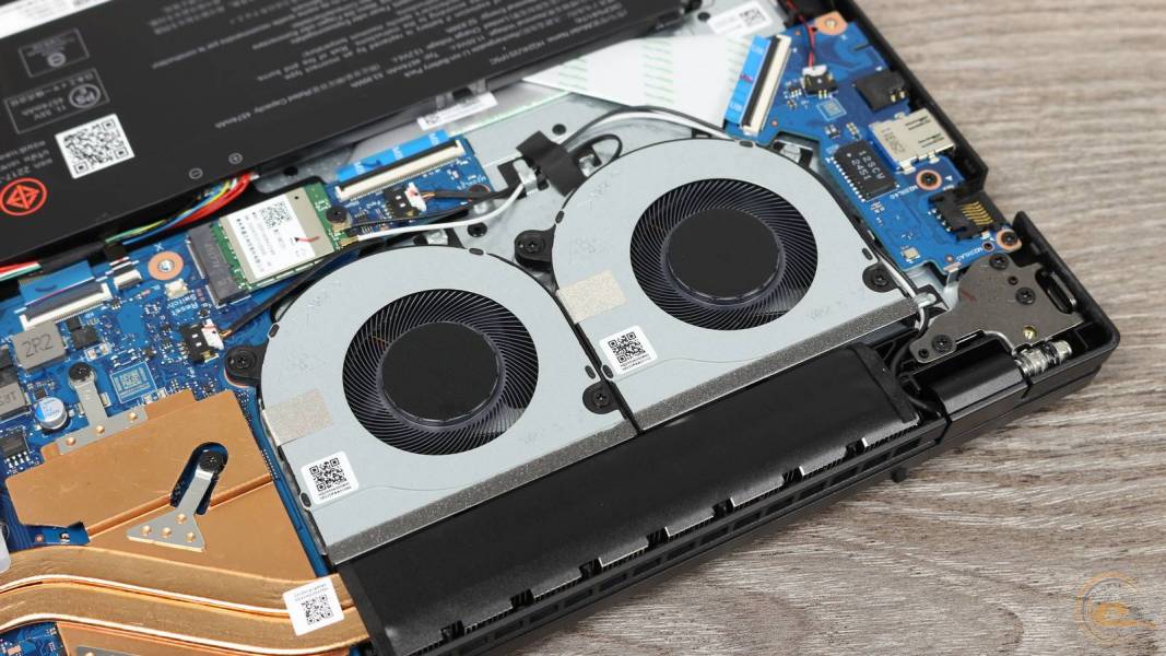 Acer NITRO Lite NL-16-71G-56P7-8