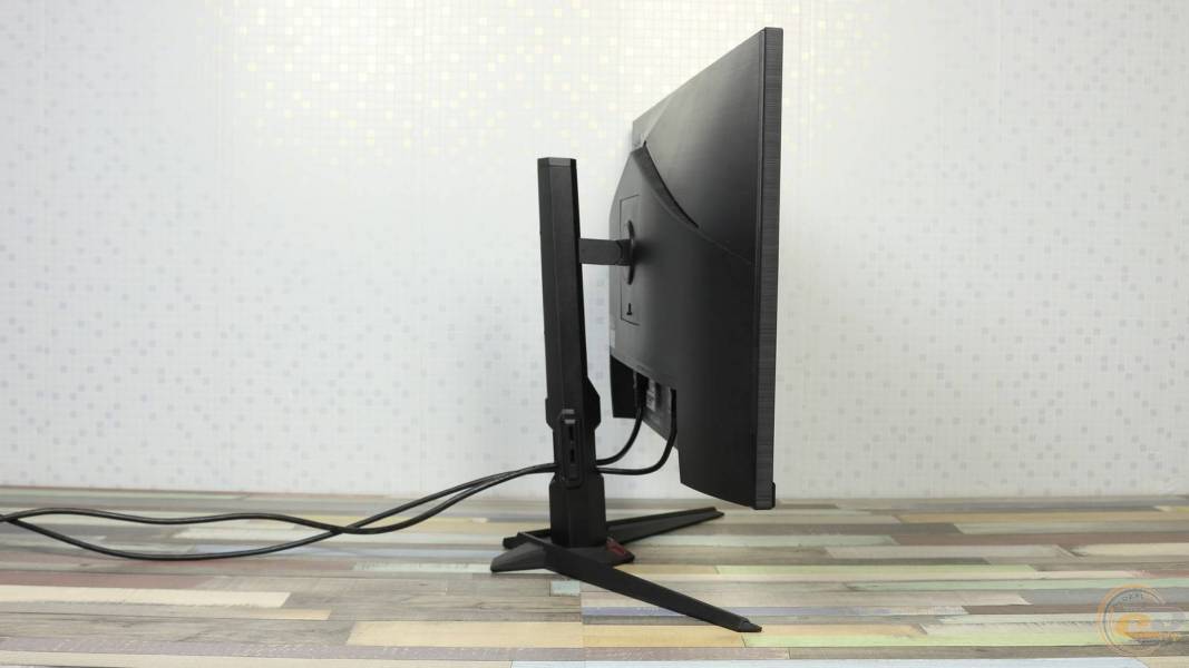 Acer Nitro XV272UF3-4-1