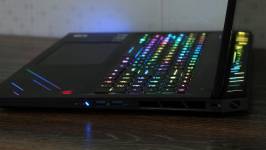 Acer Predator Helios 18 AI-2-1