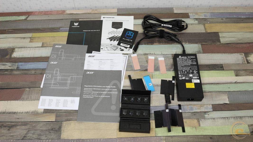 Acer Predator Helios 18 AI-2