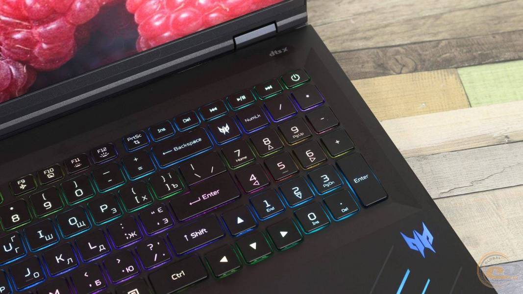 Acer Predator Helios 18 AI-3