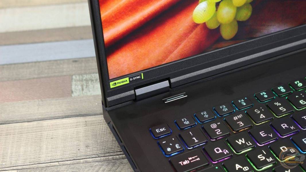 Acer Predator Helios 18 AI-3