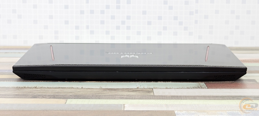 Acer Predator Helios 300-1