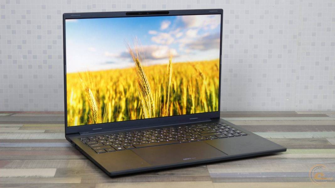 Acer Swift Go 16 AI-10