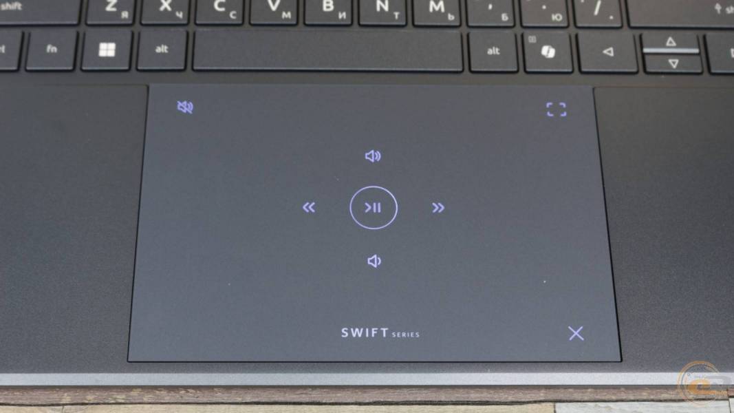 Acer Swift Go 16 AI-4