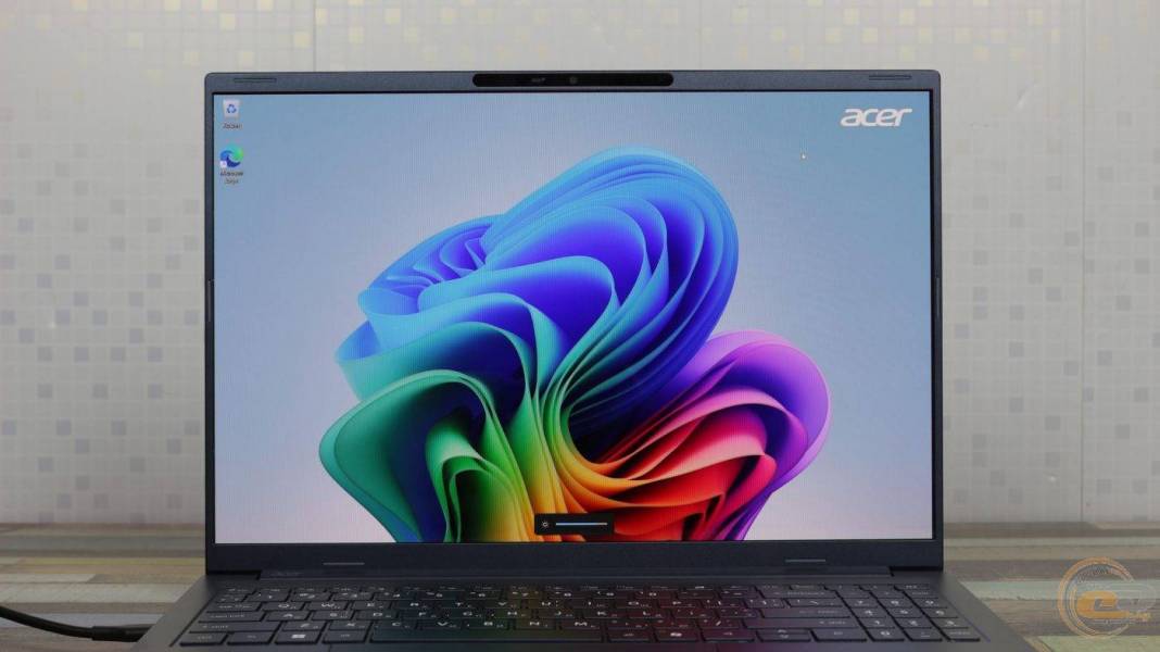 Acer Swift Go 16 AI-5-1