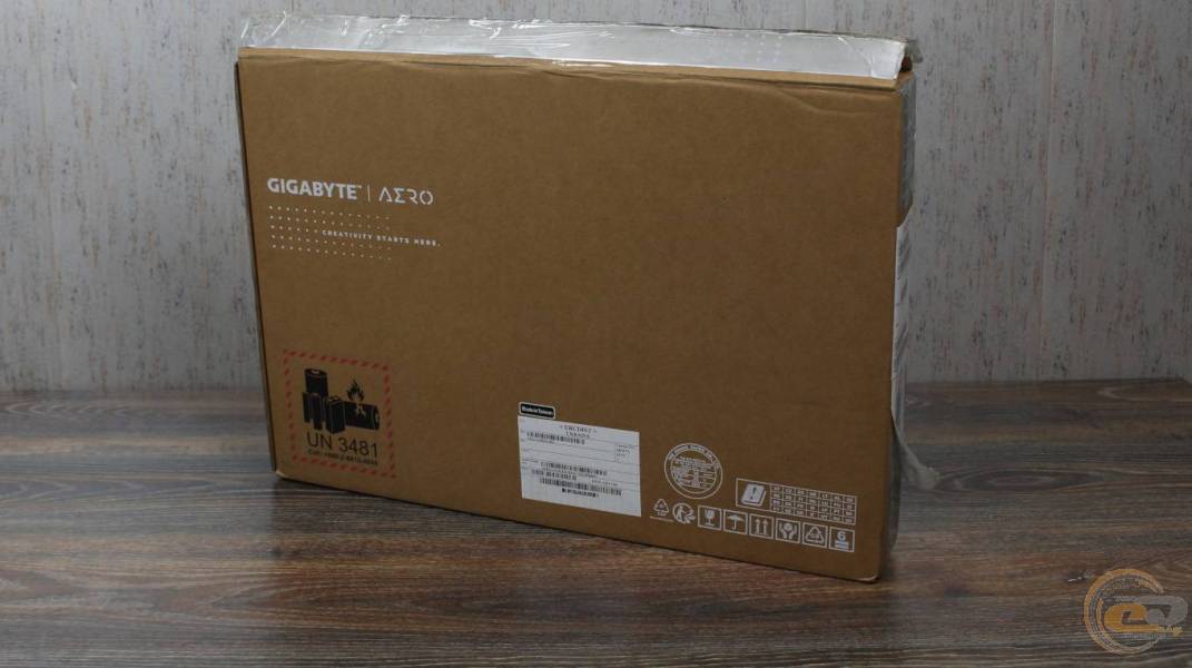 AERO 14 OLED BMF-72KZBB4SO1