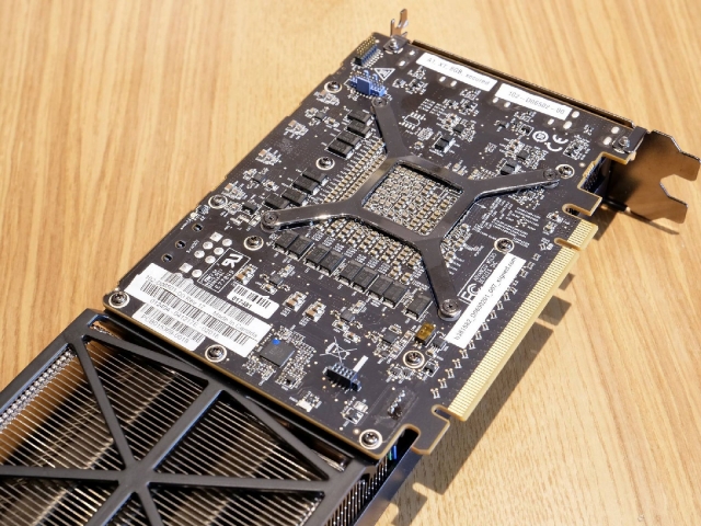 AMD Radeon RX Vega 56-1