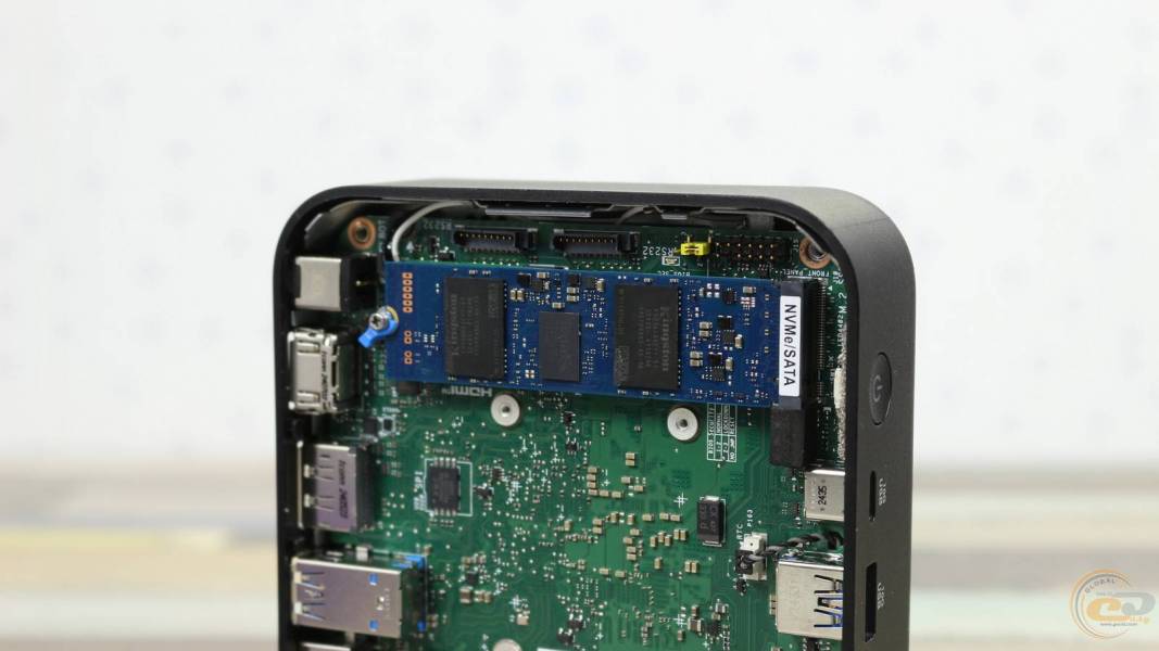 ASUS NUC14-3