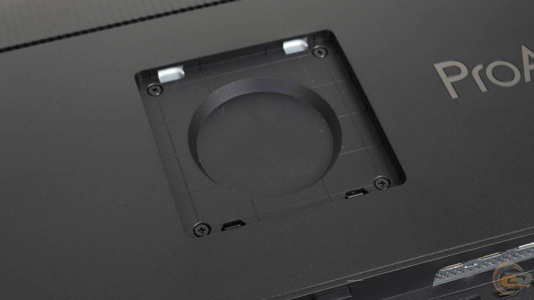 ASUS ProArt Display PA27UCGE-4