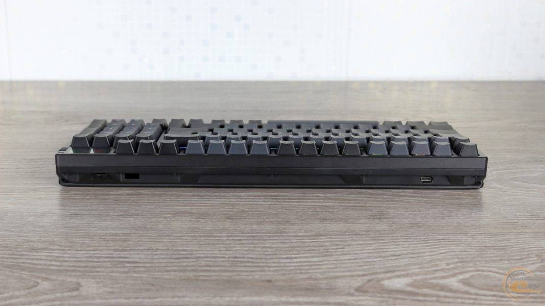 ASUS ROG Azoth 96 HE-5