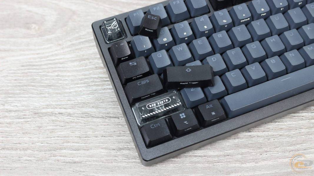 ASUS ROG Azoth 96 HE-7-1