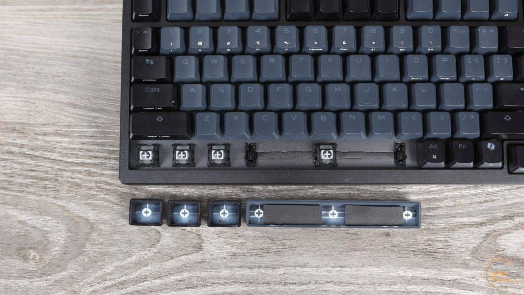 ASUS ROG Azoth 96 HE-8