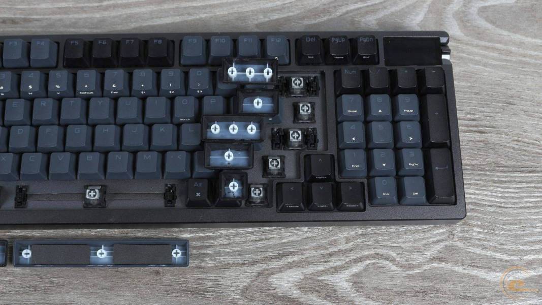 ASUS ROG Azoth 96 HE-8