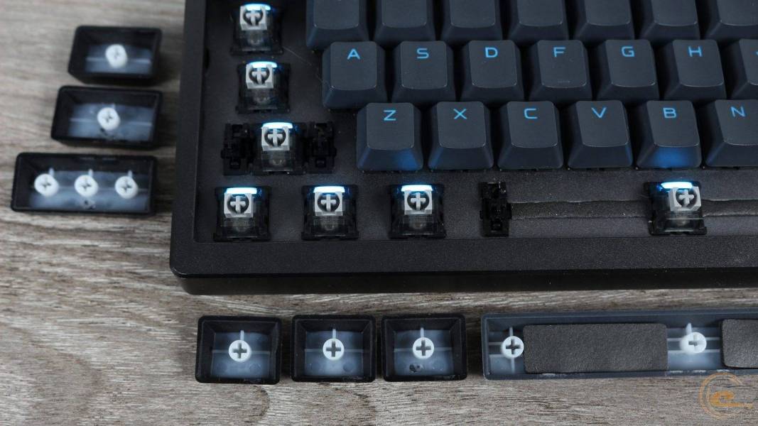 ASUS ROG Azoth 96 HE-8