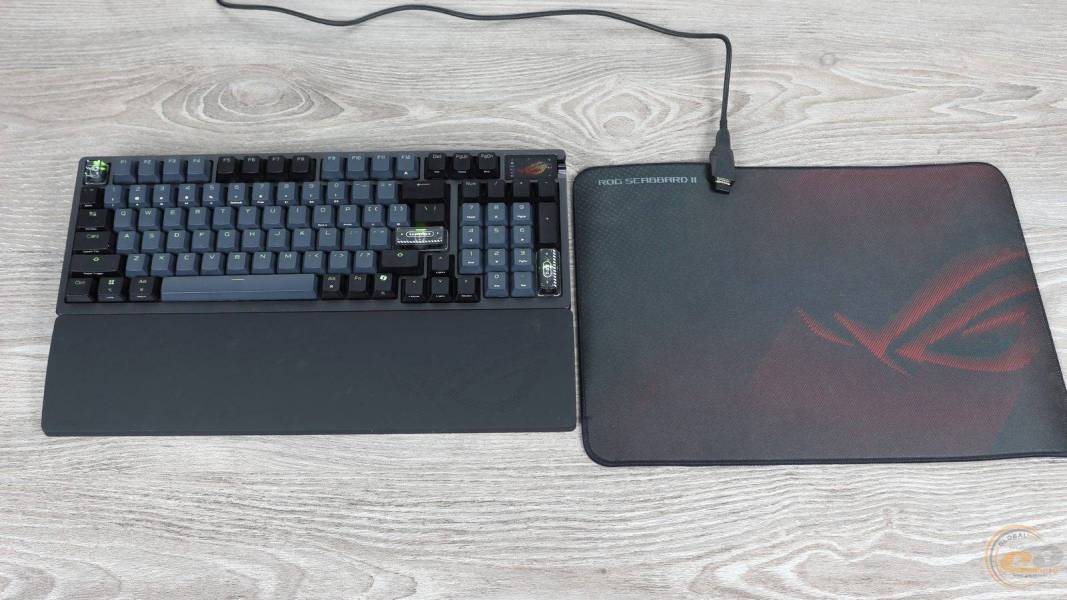ASUS ROG Azoth 96 HE-9