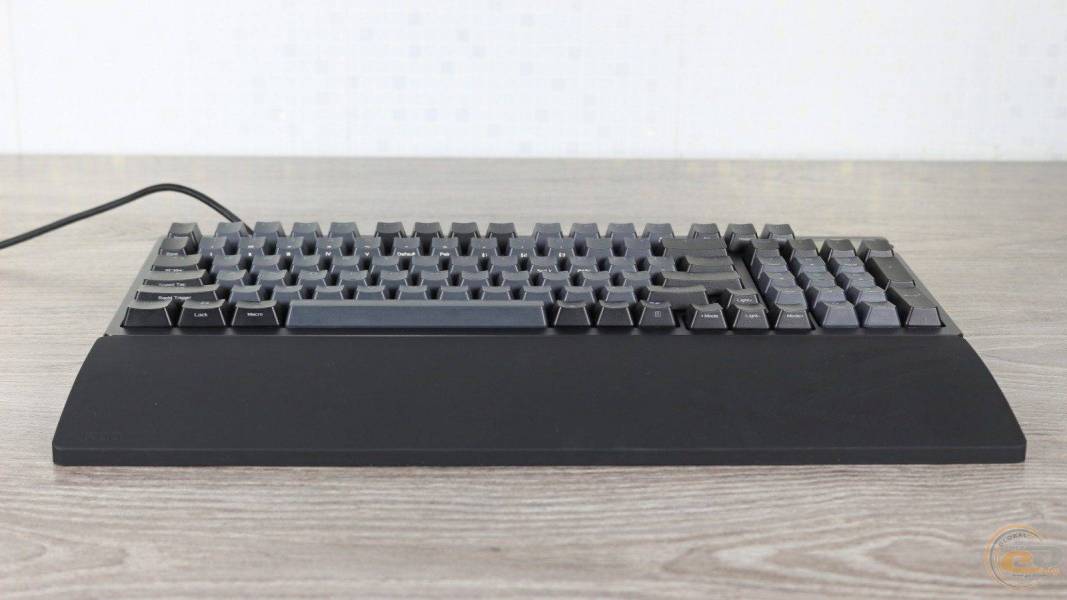 ASUS ROG Azoth 96 HE-9