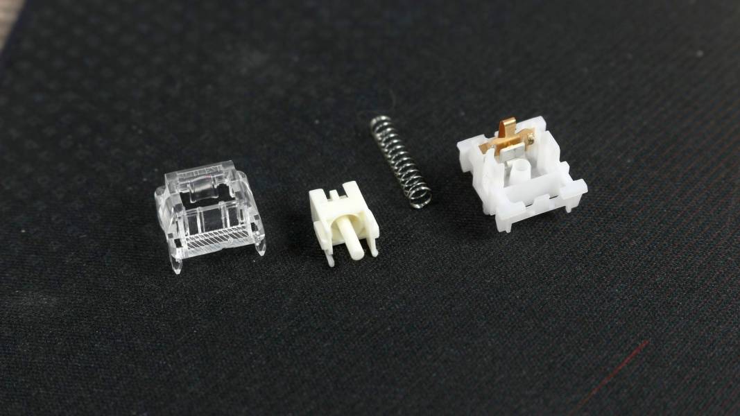 ASUS ROG Azoth Extreme-10