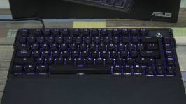 ASUS ROG Azoth Extreme-12