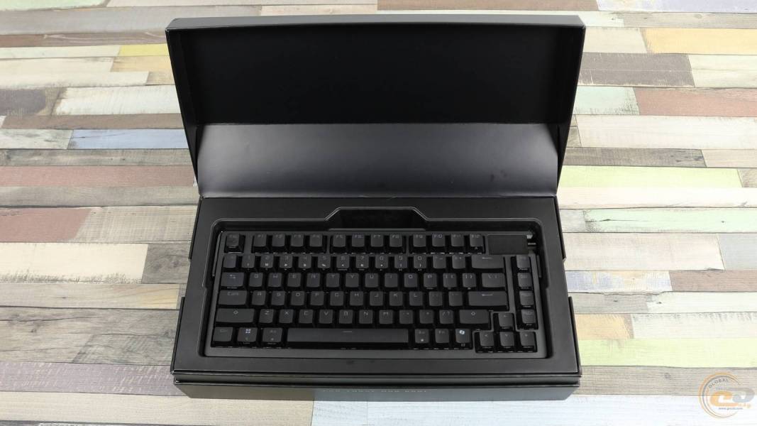 ASUS ROG Azoth Extreme-2