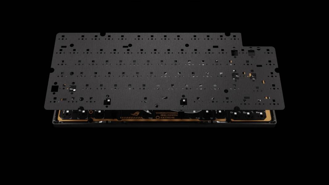 ASUS ROG Azoth Extreme-4