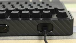 ASUS ROG Azoth Extreme-5