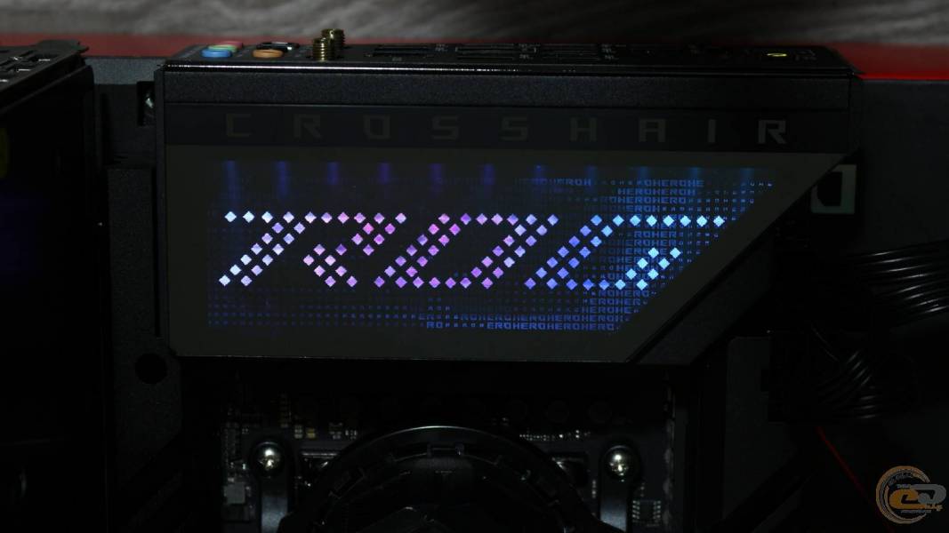 ASUS ROG CROSSHAIR X670E HERO 1
