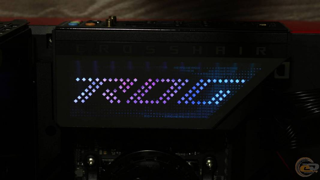 ASUS ROG CROSSHAIR X670E HERO 1
