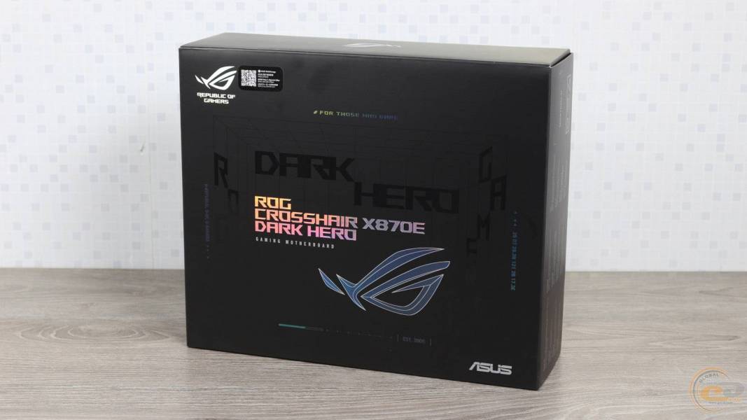 ASUS ROG CROSSHAIR X870E DARK HERO-1