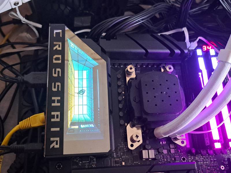 ASUS ROG CROSSHAIR X870E DARK HERO-2