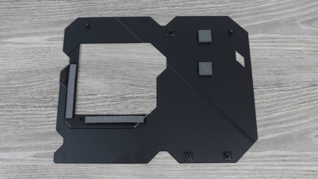 ASUS ROG CROSSHAIR X870E DARK HERO-3