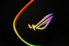 ASUS ROG Delta-3
