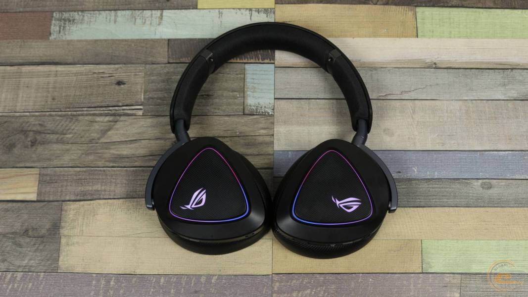 ASUS ROG Delta II-3