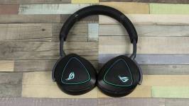 ASUS ROG Delta II-4