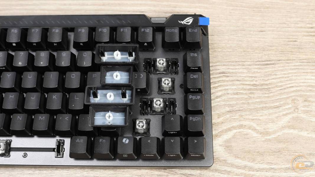 ASUS ROG Falchion Ace 75 HE-8