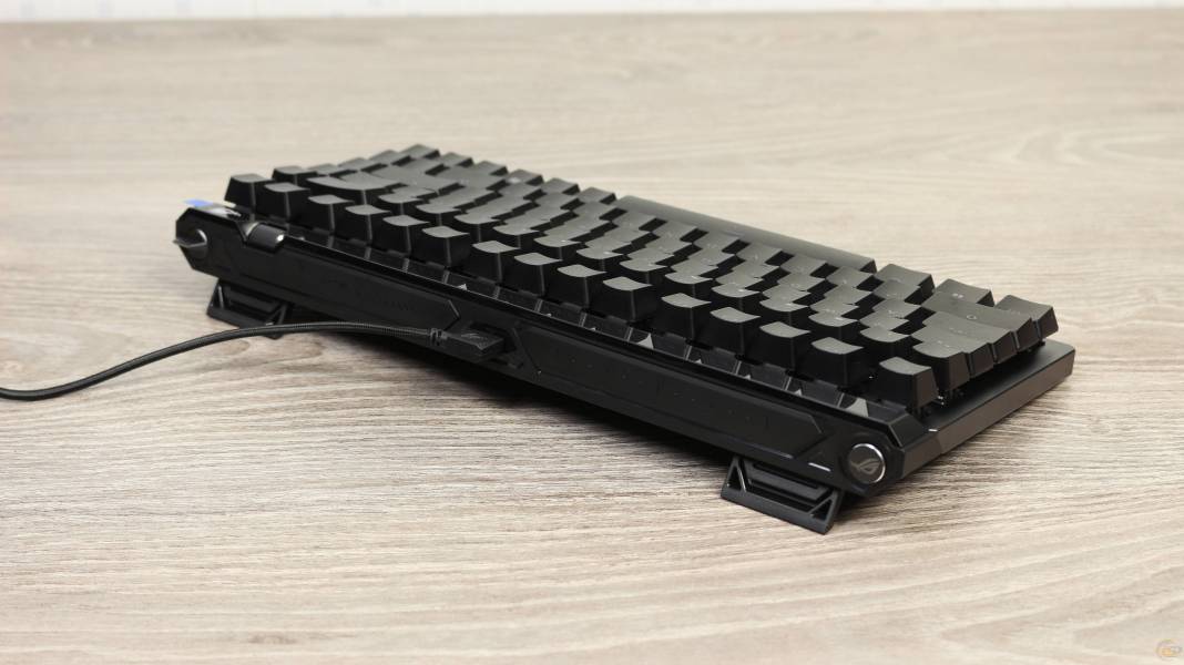 ASUS ROG Falchion Ace 75 HE-9