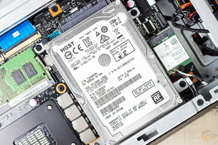 ASUS ROG GR8 II-2