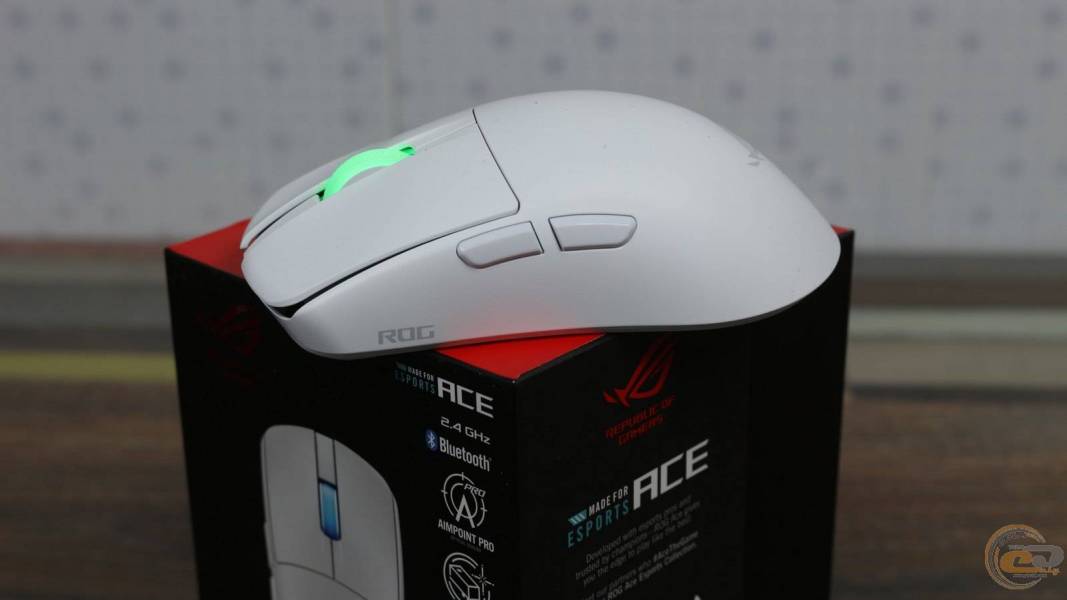 ASUS ROG Harpe II Ace-9