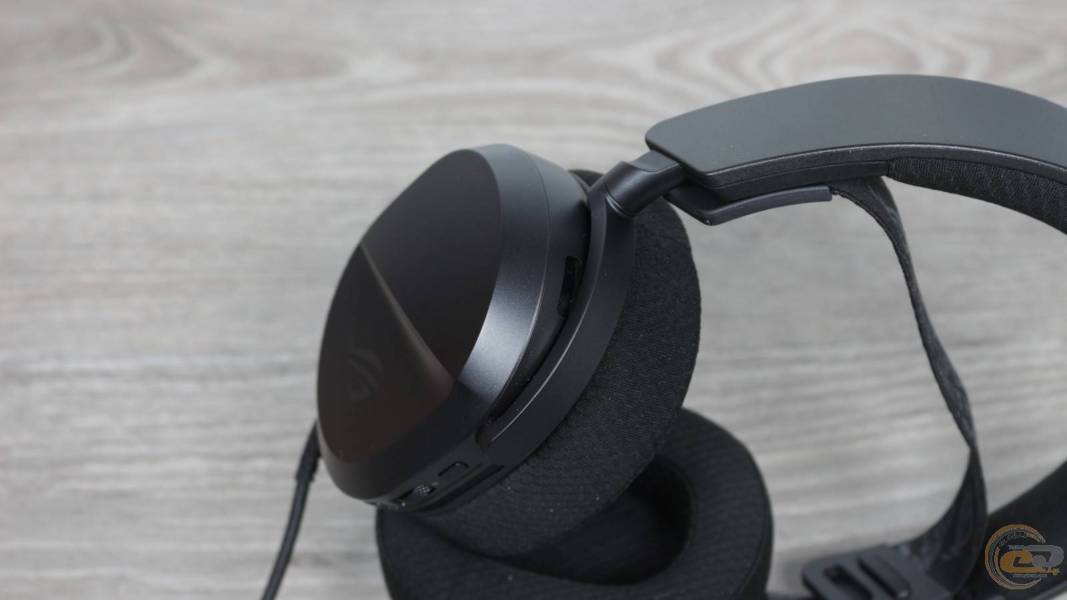 ASUS ROG Pelta Core-5