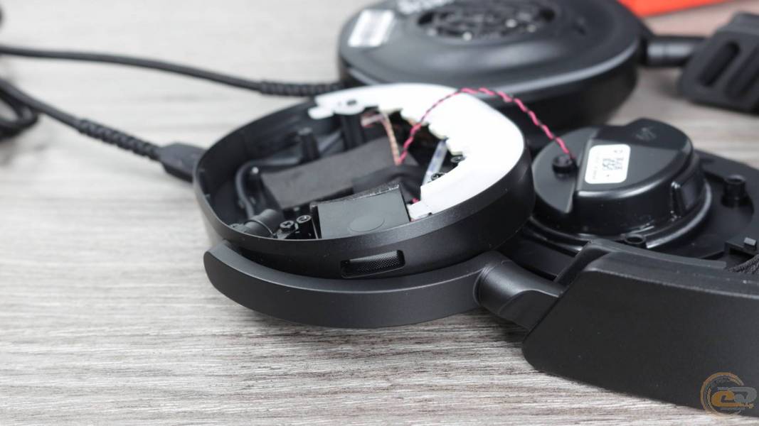 ASUS ROG Pelta Core-7