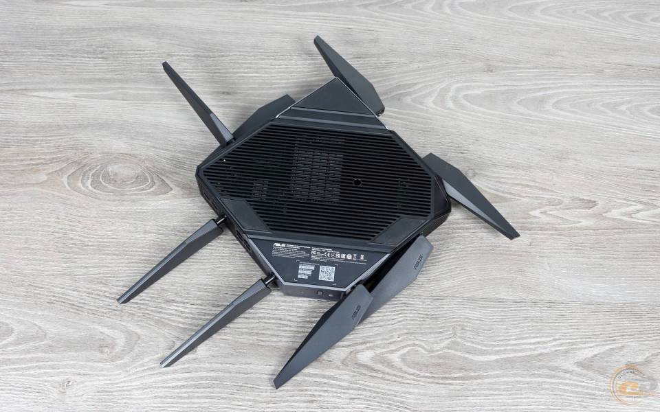 ASUS ROG Rapture GT-AXE1104