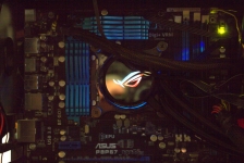 ASUS ROG RYUO 240-1