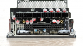ASUS ROG Strix 550W Gold-1