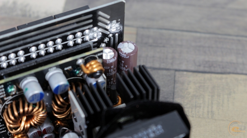 ASUS ROG STRIX 650W-1