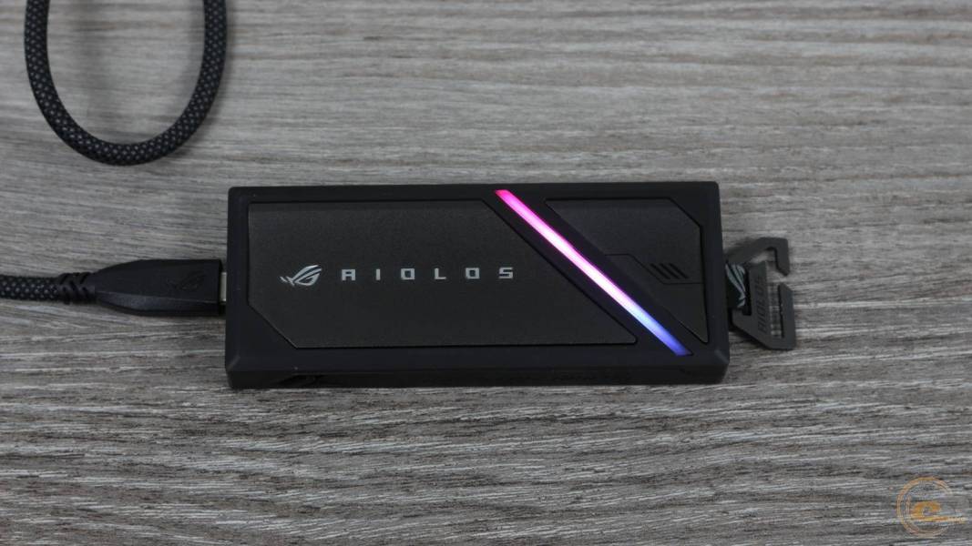 ASUS ROG Strix Aiolos-2