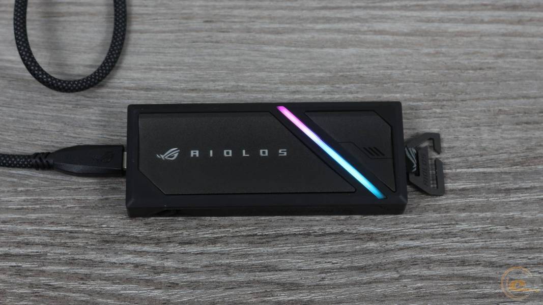 ASUS ROG Strix Aiolos-2