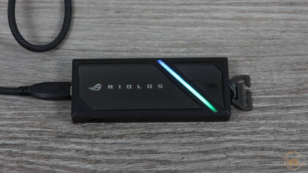 ASUS ROG Strix Aiolos-2
